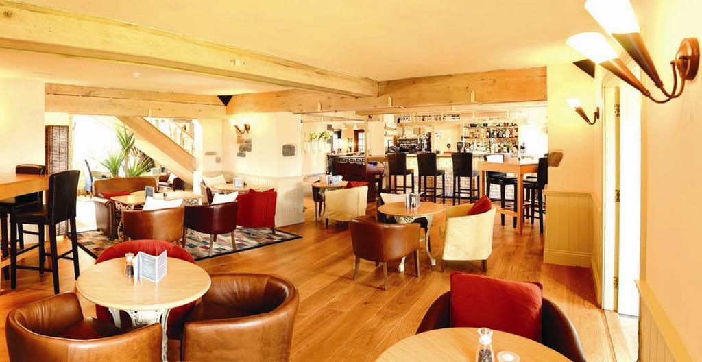 The Farmhouse Hotel And Restaurant Saint Saviour Interior photo